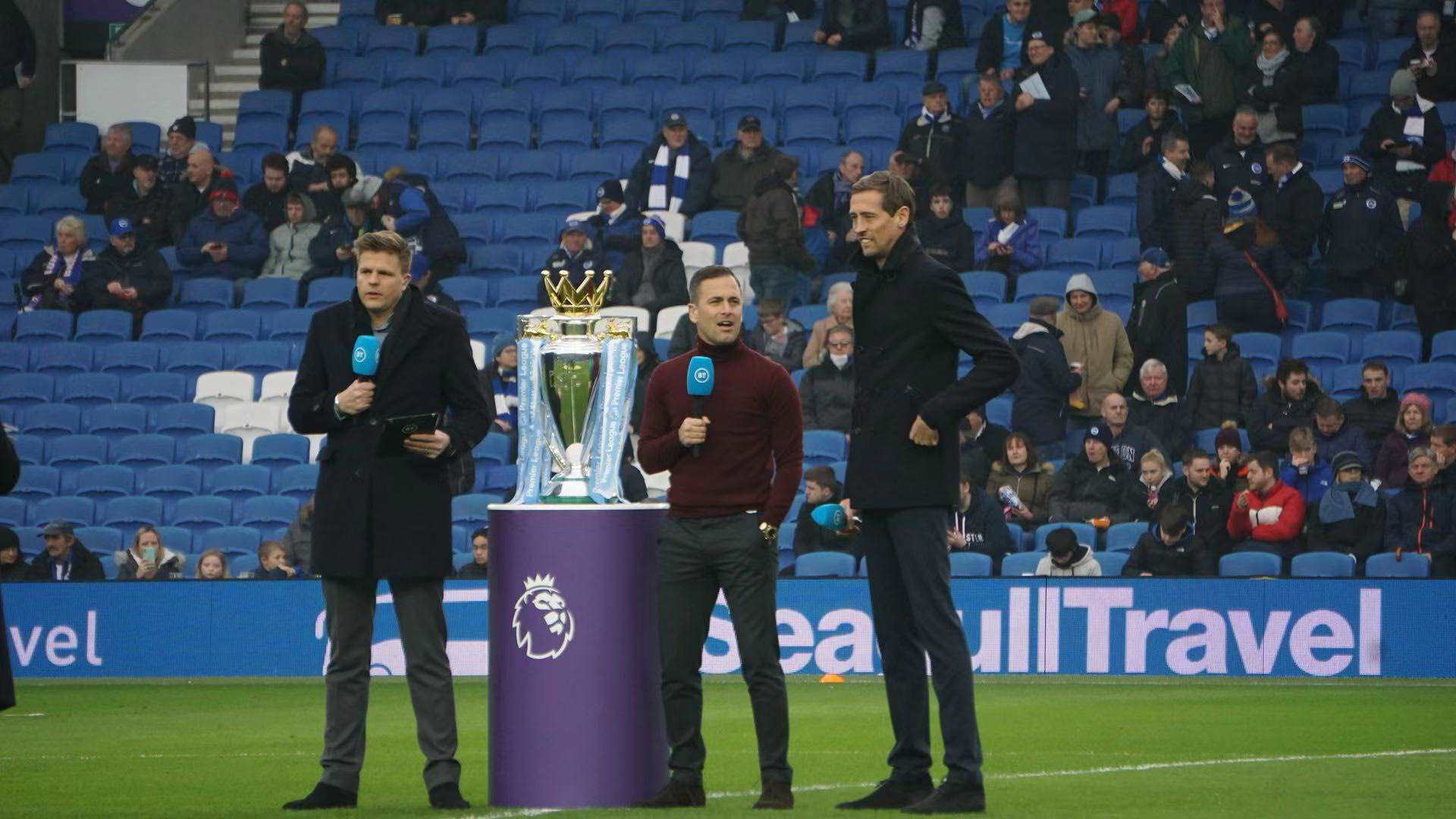 就业并焕发 就业并焕发